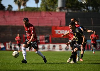 Primera Nacional: Defensores de Belgrano goleó a Almirante Brown y pasó a Colón en la Zona B