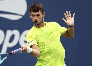 Mariano Navone se metió en la segunda ronda del ATP 500 de Tokio