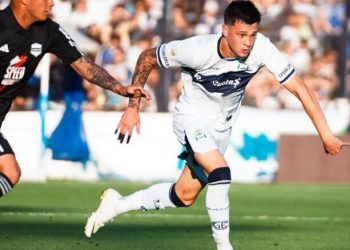 Gimnasia y Riestra no se sacaron ventajas e igualaron sin goles