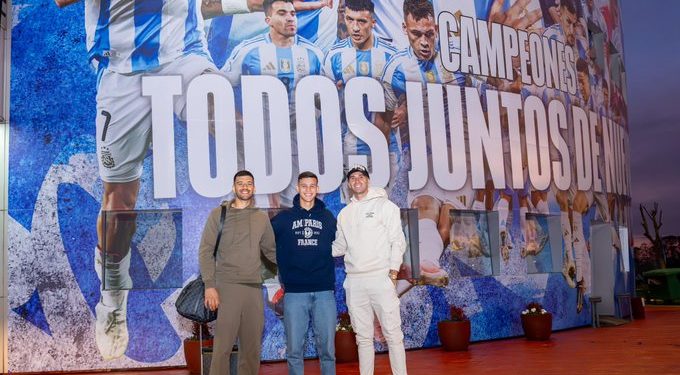 Eliminatorias Sudamericanas: Siguen llegando futbolistas a la concentración de Argentina