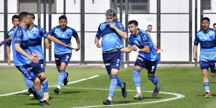 Primera Nacional: San Telmo goleó a Arsenal y superó a Colón en la tabla de la Zona B