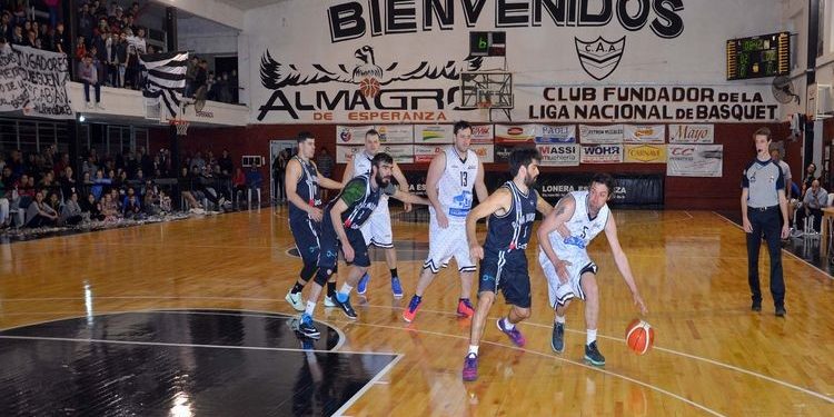Esperanza y San Justo se paralizan con los Clásicos