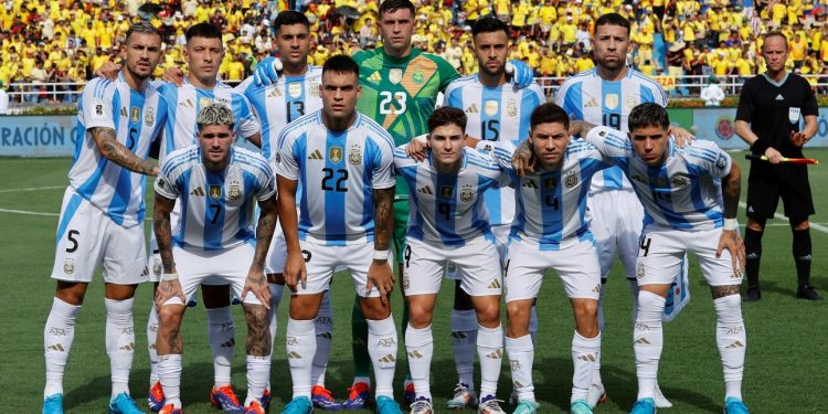 La presión de Julián y la solidez de Cuti fueron los puntos altos de la derrota ante Colombia