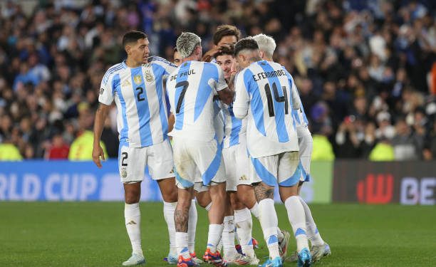 Argentina ratificó su paternidad sobre Chile y demostró por qué es considerada la mejor selección del mundo: 3-0 a Chile
