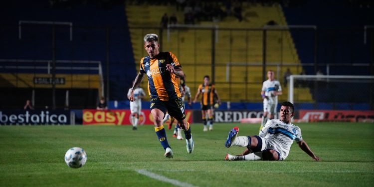 Perdió San Telmo y Colón cierra la fecha a tres puntos de la cima