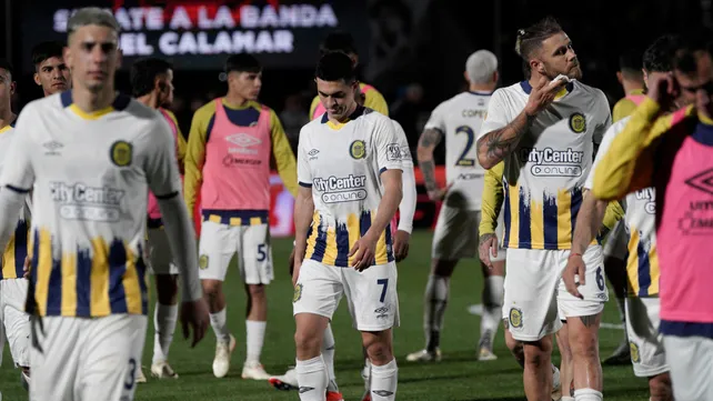 Gonzalo Belloso se reunió con el plantel de Central tras la derrota ante Platense