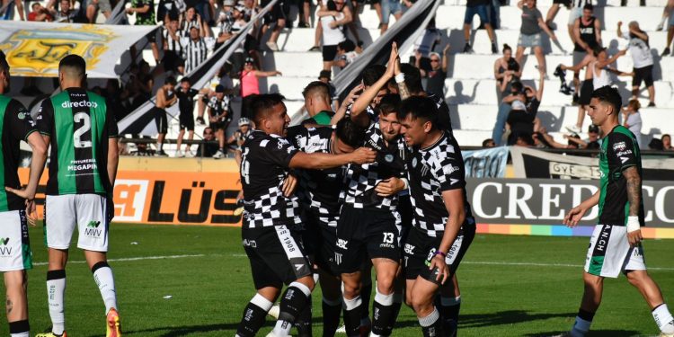 Atento Colón: perdió Nueva Chicago en Mendoza