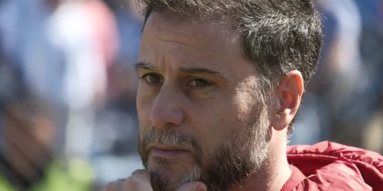 De Paoli: «No me gusta como juega el equipo y los jugadores lo saben»