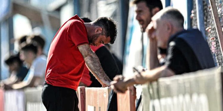Colón oficializó el despido de Rodolfo De Paoli