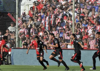 Un ex Colón vuelve a Santa Fe y palpita un partido «complicado para los dos»