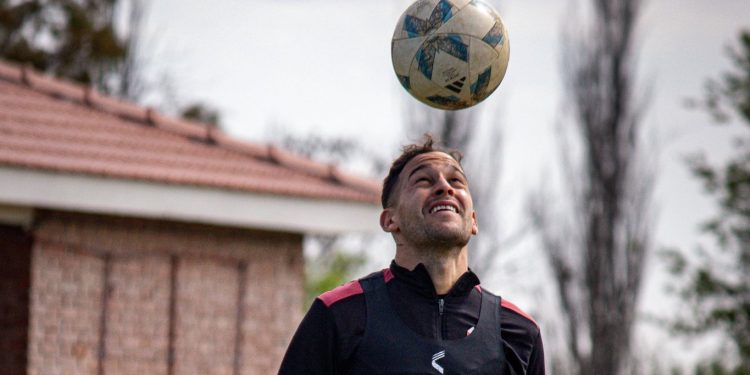 Sorpresas entre los convocados de Colón para enfrentar a Temperley
