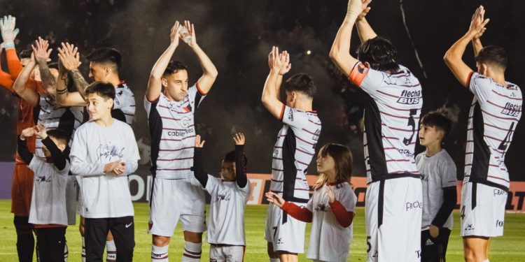 Sebastián Prediger analiza infiltrarse para estar ante Temperley