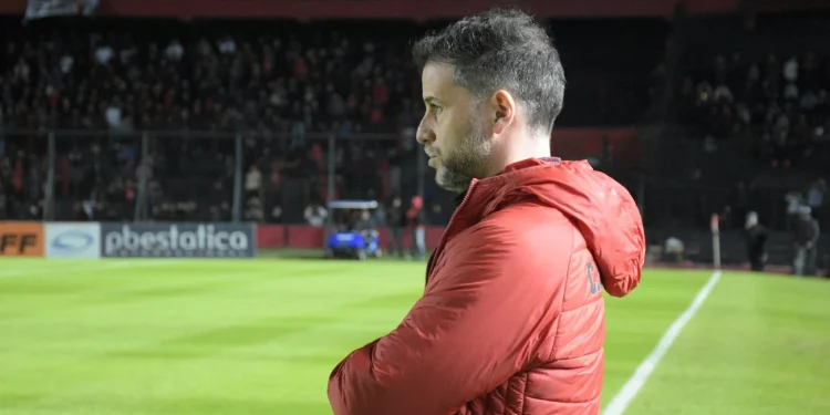 De Paoli: «Colón peleará el ascenso, después se verá si el primero o segundo»