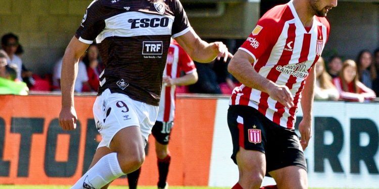 Con polémica, empataron Estudiantes y Platense