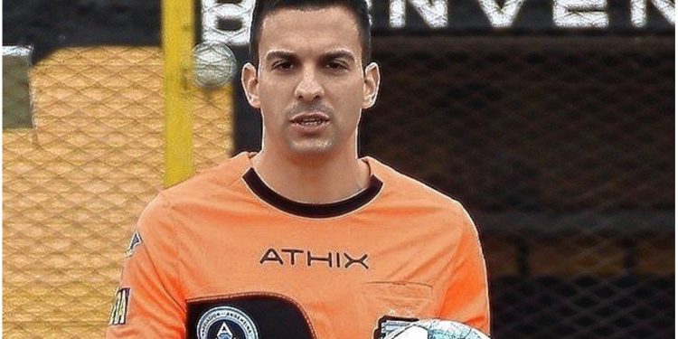 El árbitro Franco Acita dijo sobre el penal: «Veo al defensor que va con…»