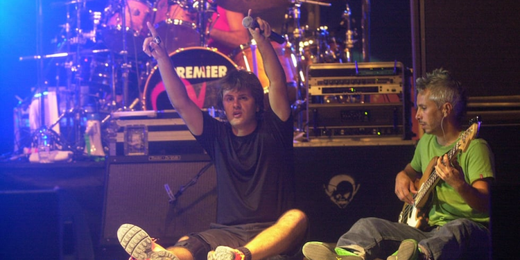 El fuerte comunicado de Los Piojos y la polémica tras la salida de uno de sus miembros