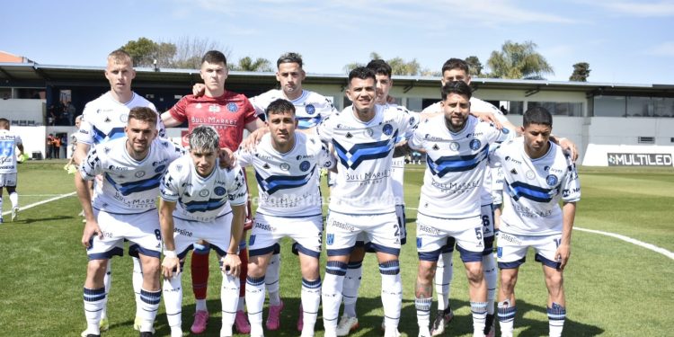 San Telmo ganó pese al arbitraje y le sacó más ventaja a Colón