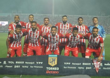 Dos jugadores de Unión llegan al duelo ante Gimnasia al límite de amarillas