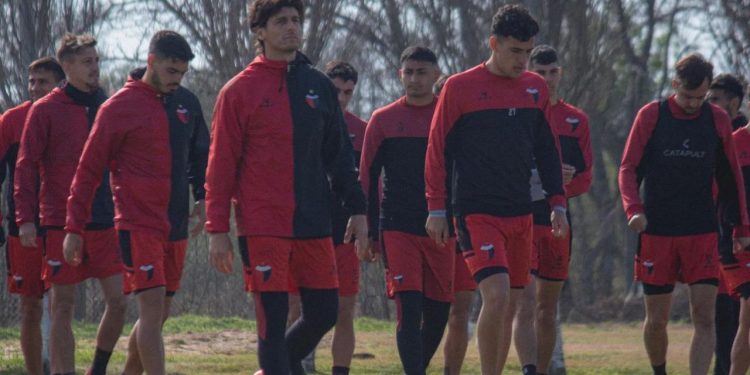 Prediger sumó minutos para el equipo titular en la práctica de Colón
