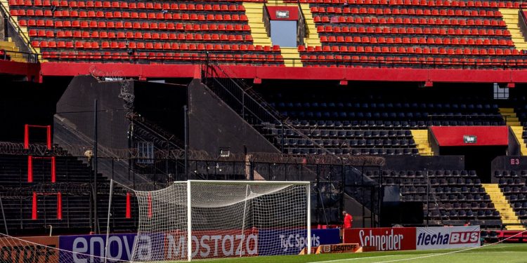 Boca podría jugar en cancha de Colón por Copa Argentina