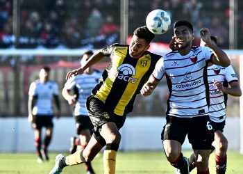 Los partidos del domingo que definen el rival de Colón en el Reducido