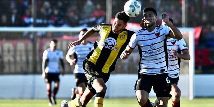 Los partidos del domingo que definen el rival de Colón en el Reducido