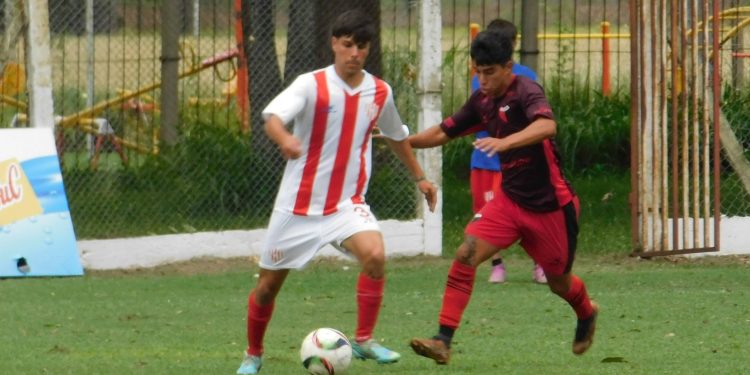Colón venció a Unión en el clásico liguista