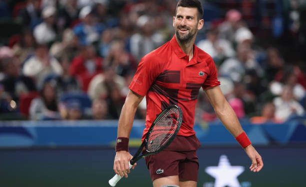 Djokovic sigue a paso firme en Shanghai: está en cuartos de final