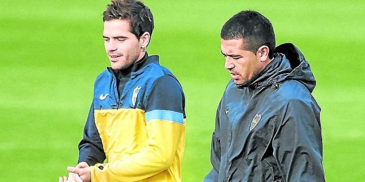 Riquelme llamó a Gago para que sea el próximo DT de Boca: ¿será?