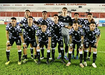 Gimnasia de Mendoza, otro que ganó y se despegó de Colón