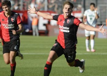 Newells rescató un tibio empate ante Sarmiento en el Coloso del Parque