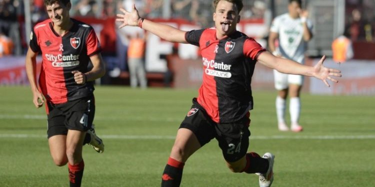 Newells rescató un tibio empate ante Sarmiento en el Coloso del Parque