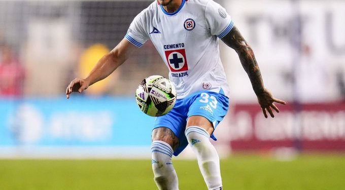 Un ex Colón está en el radar de Gago para llevarlo a Boca