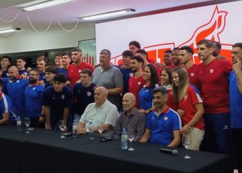 Unión presentó el plantel para la LNB 2024/25