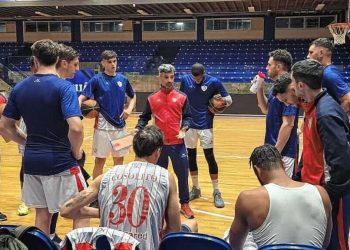 Unión ganó en Uruguay antes del estreno oficial en la LNB