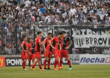 El uno por uno del empate de Colón ante Chaco For Ever