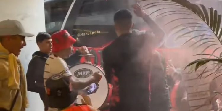 Banderazo Sabalero en Buenos Aires previo al duelo ante All Boys