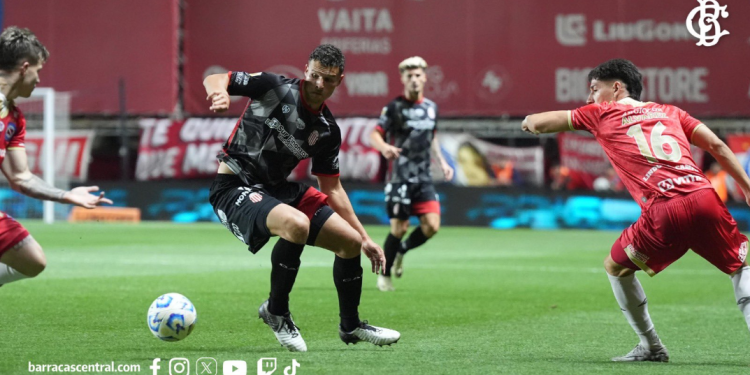 Barracas Central dio el golpe y le ganó a Argentinos Juniors en La Paternal