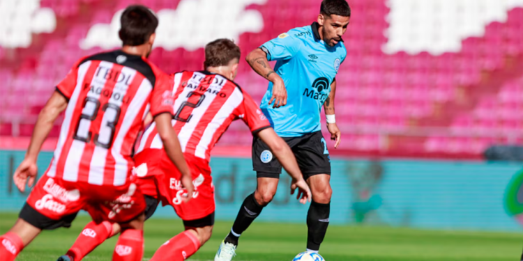 Barracas Central y Belgrano empataron en un duelo de baja producción futbolística