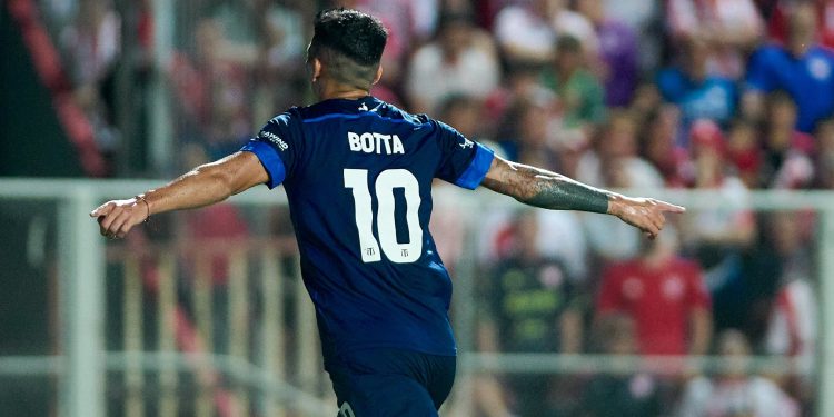 Botta: «Este es un mimo para Colón»