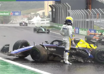 El polémico posteo de la hija de Reutemann tras el choque de Colapinto: “Los buenos pilotos se…”