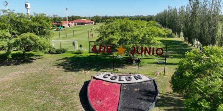 Presencia dirigencial en la vuelta de Colón a los entrenamientos