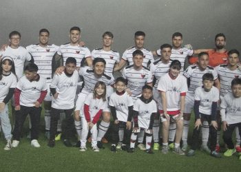 Junto con Osella, se va confirmando la salida de algunos jugadores de Colón