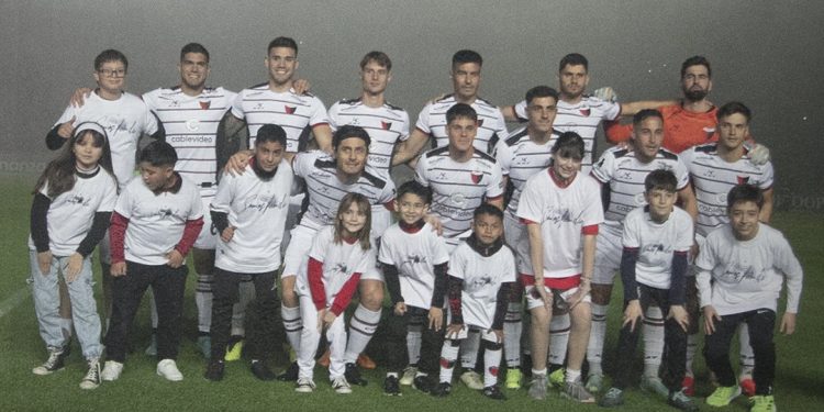 Junto con Osella, se va confirmando la salida de algunos jugadores de Colón