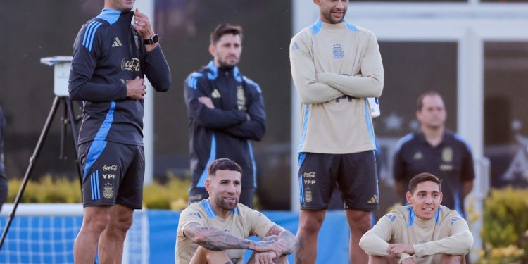 Sábado de terror: Cuti Romero quedó desafectado de la Selección Argentina y no jugará ante Perú