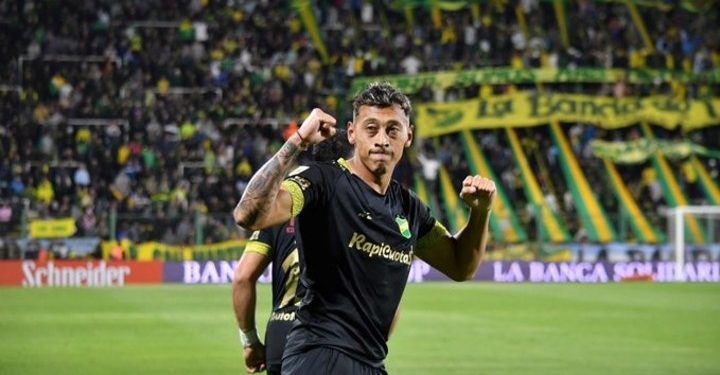 Defensa toma vuelo, le ganó a Argentinos Juniors y quedó a cinco puntos de la Copa Sudamericana