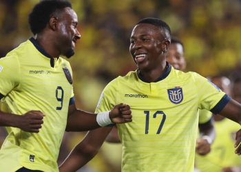 Ecuador goleó a Bolivia y de la mano de Becaccece se acerca a la próxima Copa del Mundo