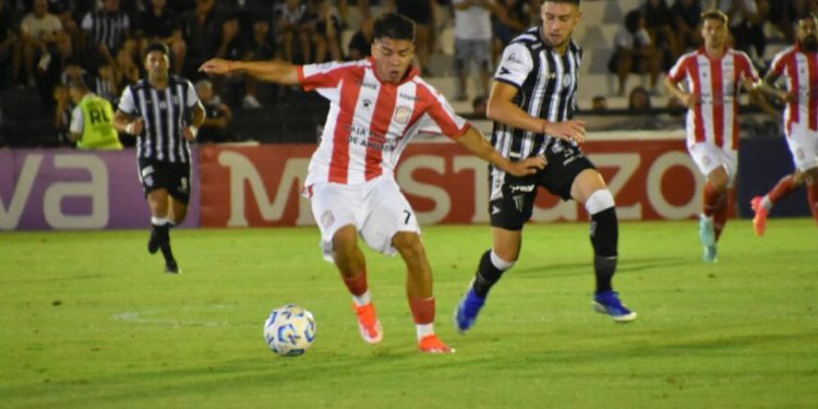 Gimnasia de Mendoza empató ante San Martín de Tucumán y se define en La Ciudadela