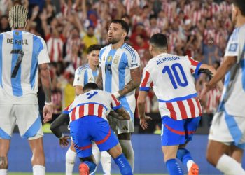 Argentina perdió con Paraguay: falló Scaloni en la idea y nunca le pudo encontrar la vuelta al plan de Alfaro