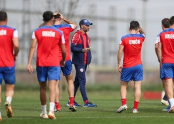 ¿Qué equipo pone el Kily mañana ante Atlético Tucumán?